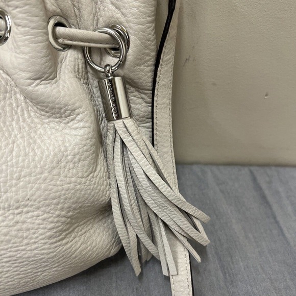 Michael Kors Off-White Soft Pebbled Leather Crossbody Purse W/Tassel FS Charity - Picture 5 of 11